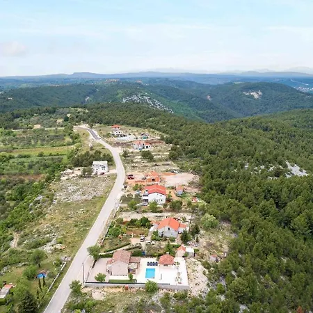 Lucia Villa Skradin