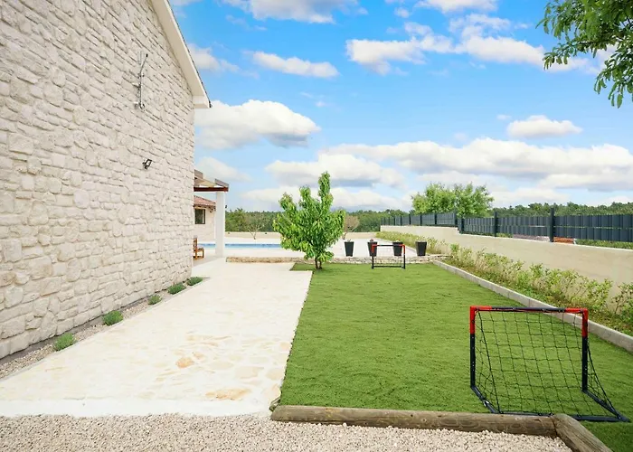 别墅 Lucia 斯克拉丁